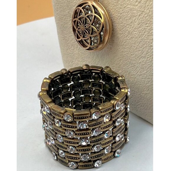 Vintage-Inspired Floral Medallion Necklace & Crystal-Studded Bracelet Set.  C5 - Picture 5 of 15